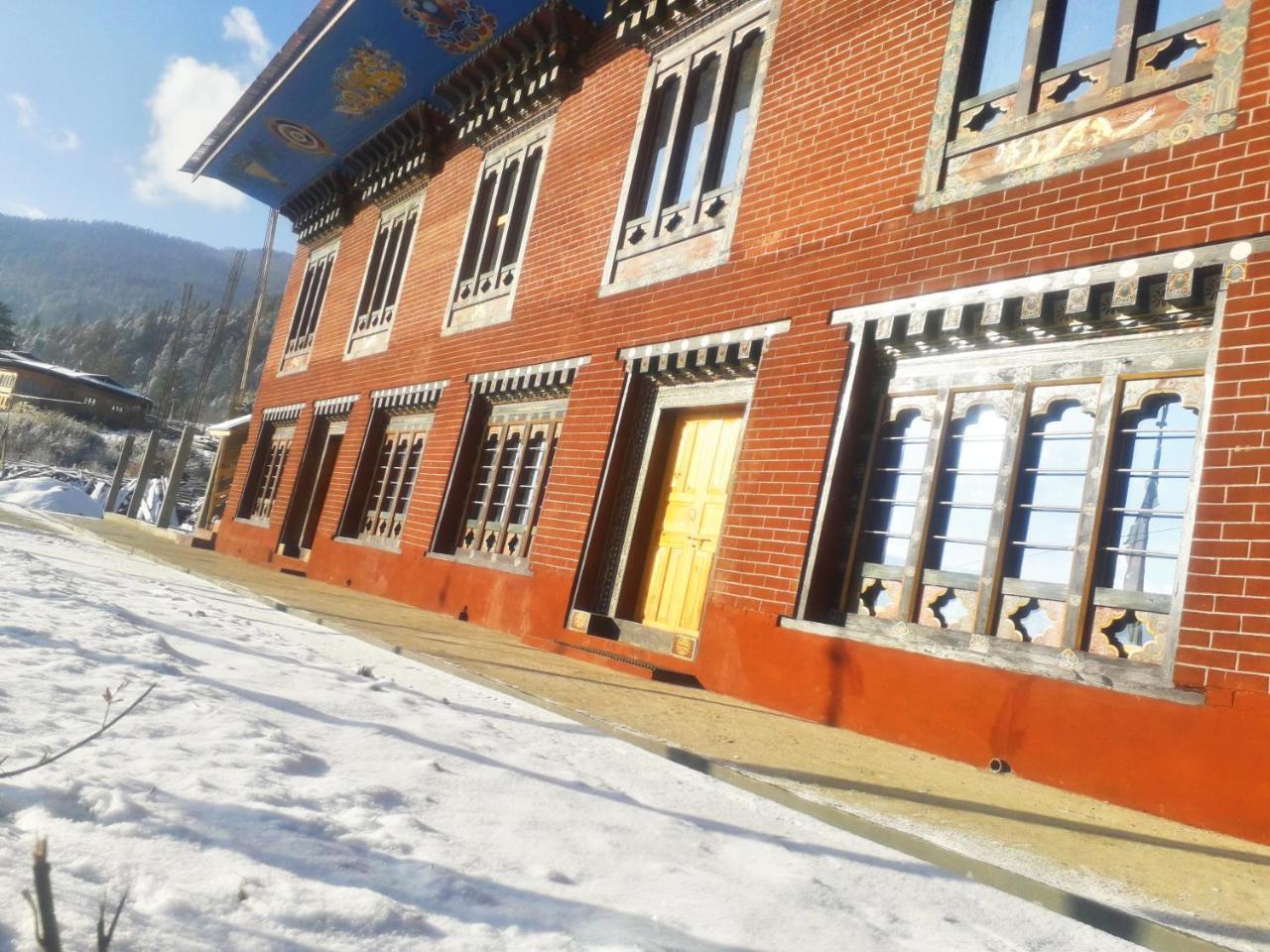 Odiyana Hotel Gangtey Gonpa Exterior photo