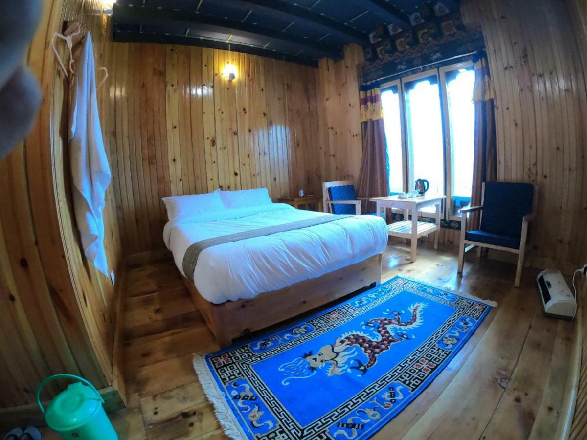 Odiyana Hotel Gangtey Gonpa Exterior photo