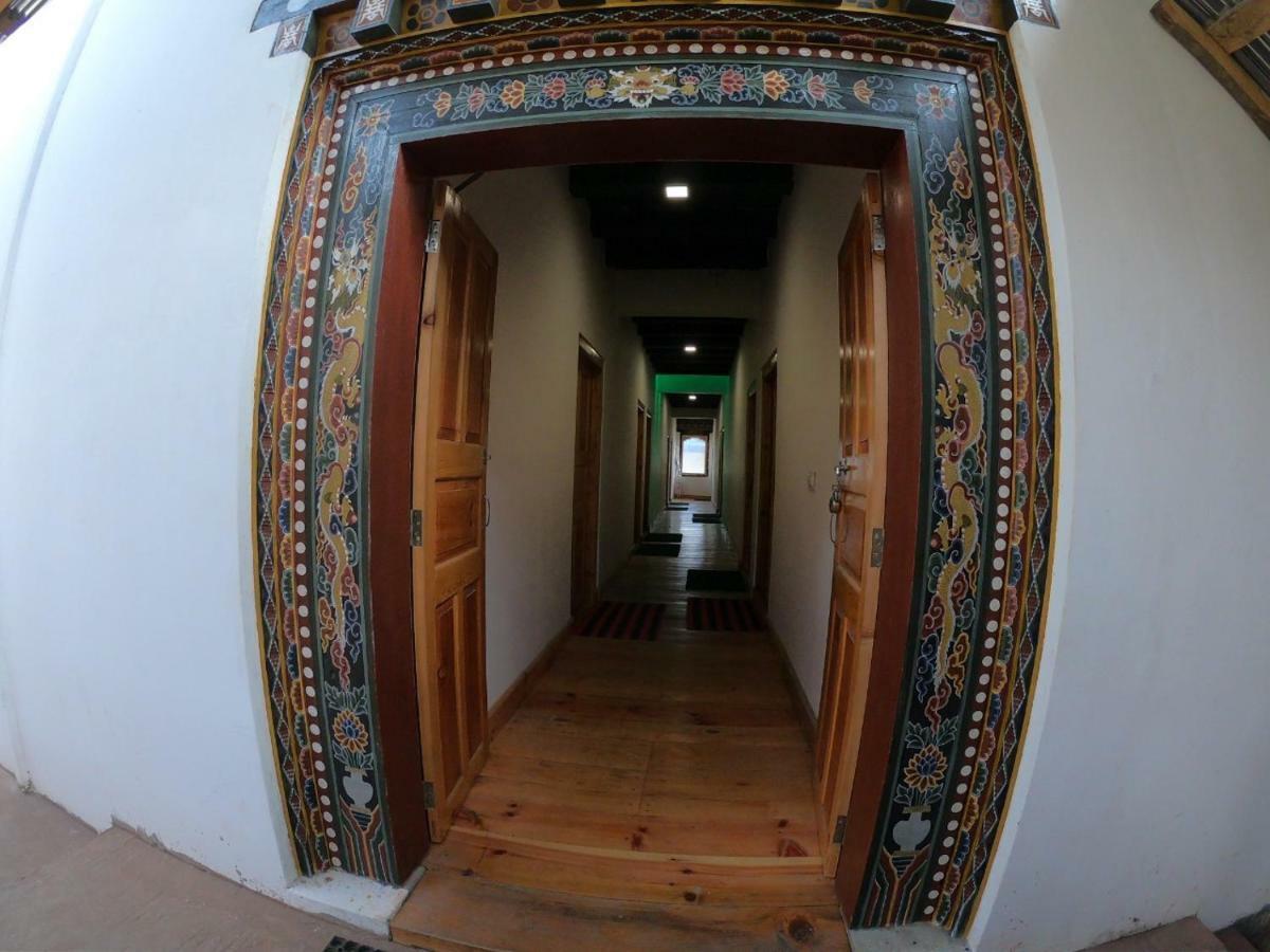 Odiyana Hotel Gangtey Gonpa Exterior photo